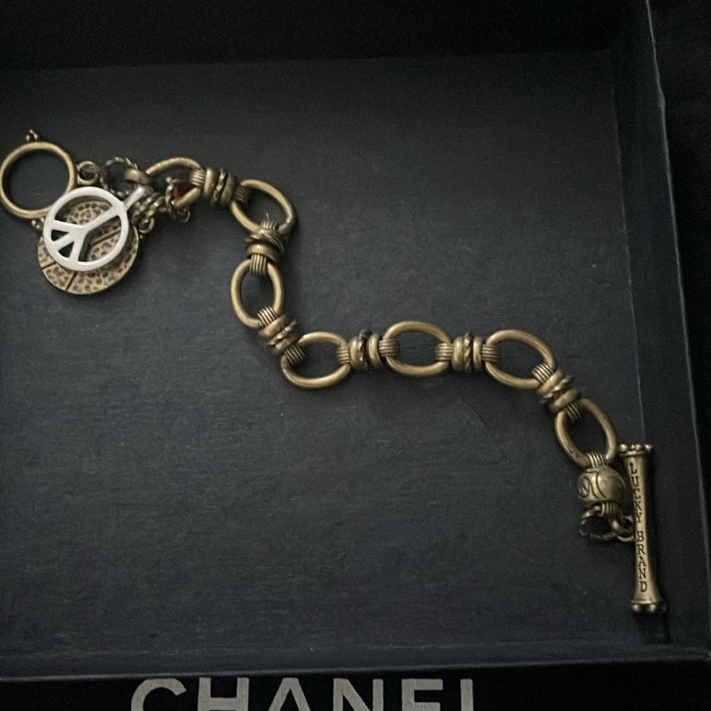 BEAUTIFUL LUCKY CHARM BRACELETS.. - Picture 2 of 4